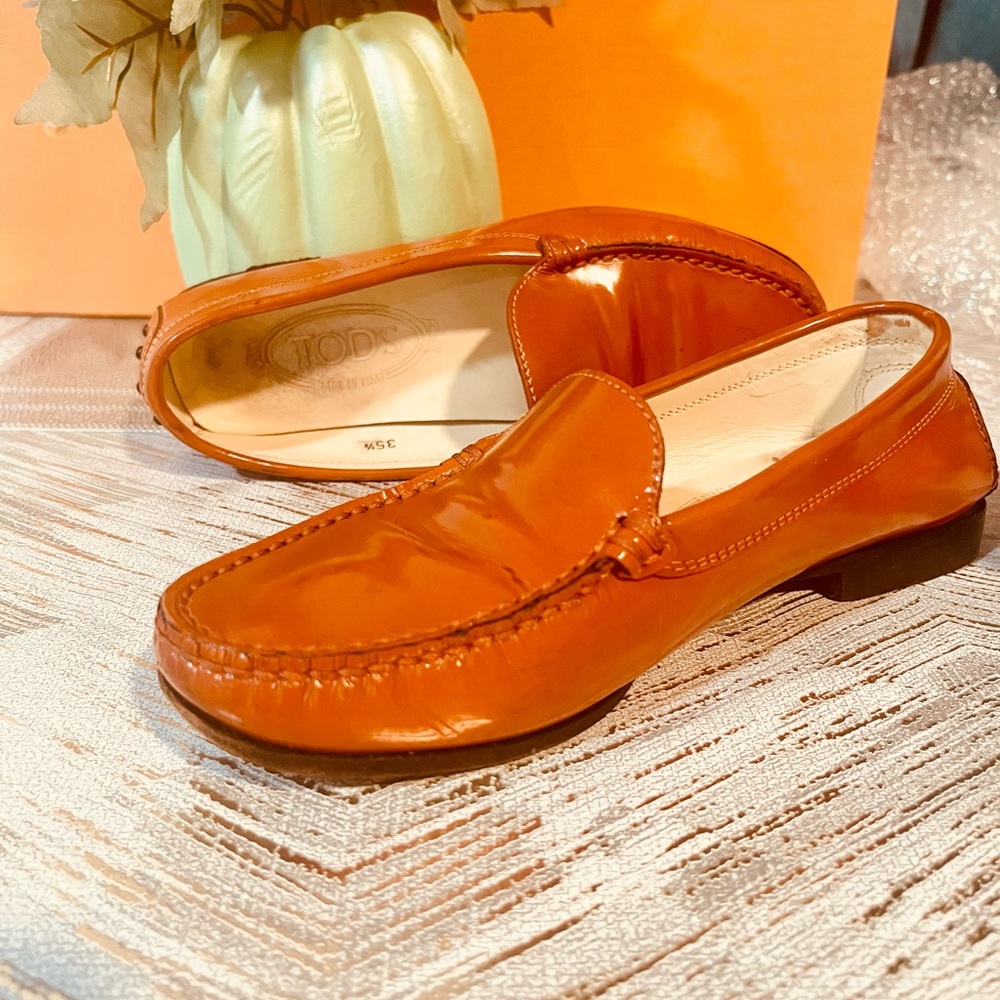 Tods loafers woman